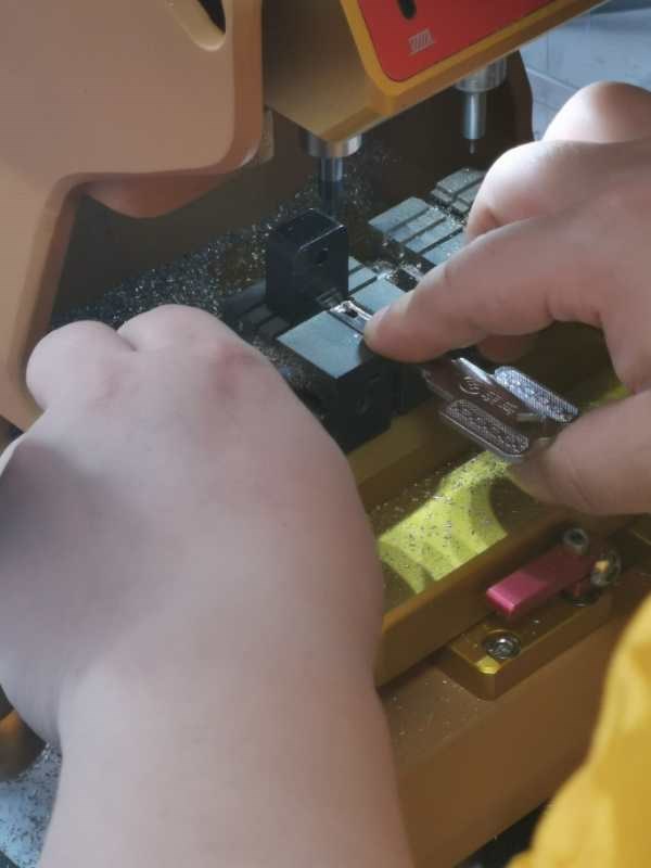 竞技钥匙机平铣P2